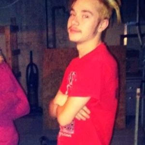 Meet your Posher, Wayne